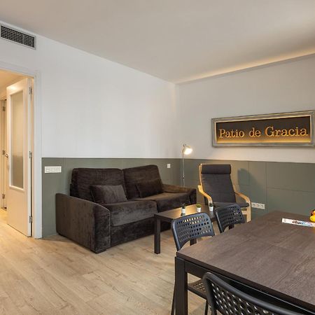 Ferienwohnung Enjoybcn Patio De Gala Barcelona Exterior foto