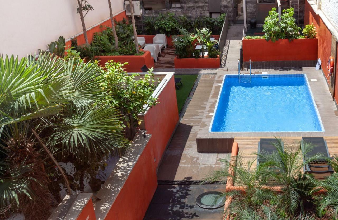 Ferienwohnung Enjoybcn Patio De Gala Barcelona Exterior foto